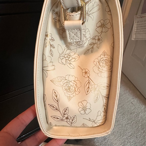 Loungefly Harry Potter Cream Tote with Floral and Castle Design - Picture 6 of 6